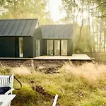 Architect-designed Gem On Mon With View *