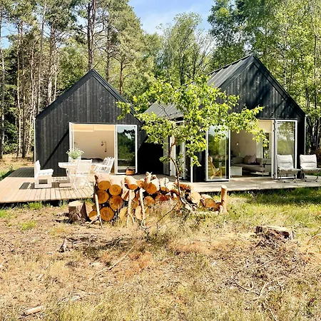 Architect-designed Gem On Mon With View Prázdninový dům *