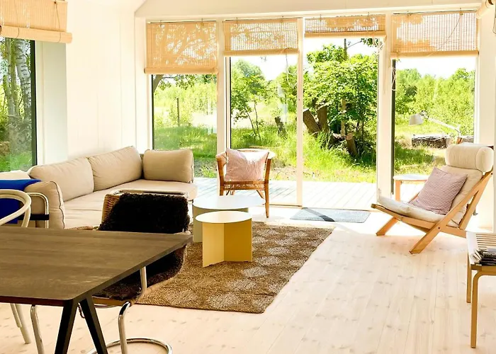 Architect-designed Gem On Mon With View Prázdninový dům