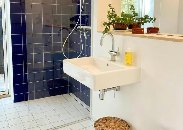 Prázdninový dům Architect-designed Gem On Mon With View *